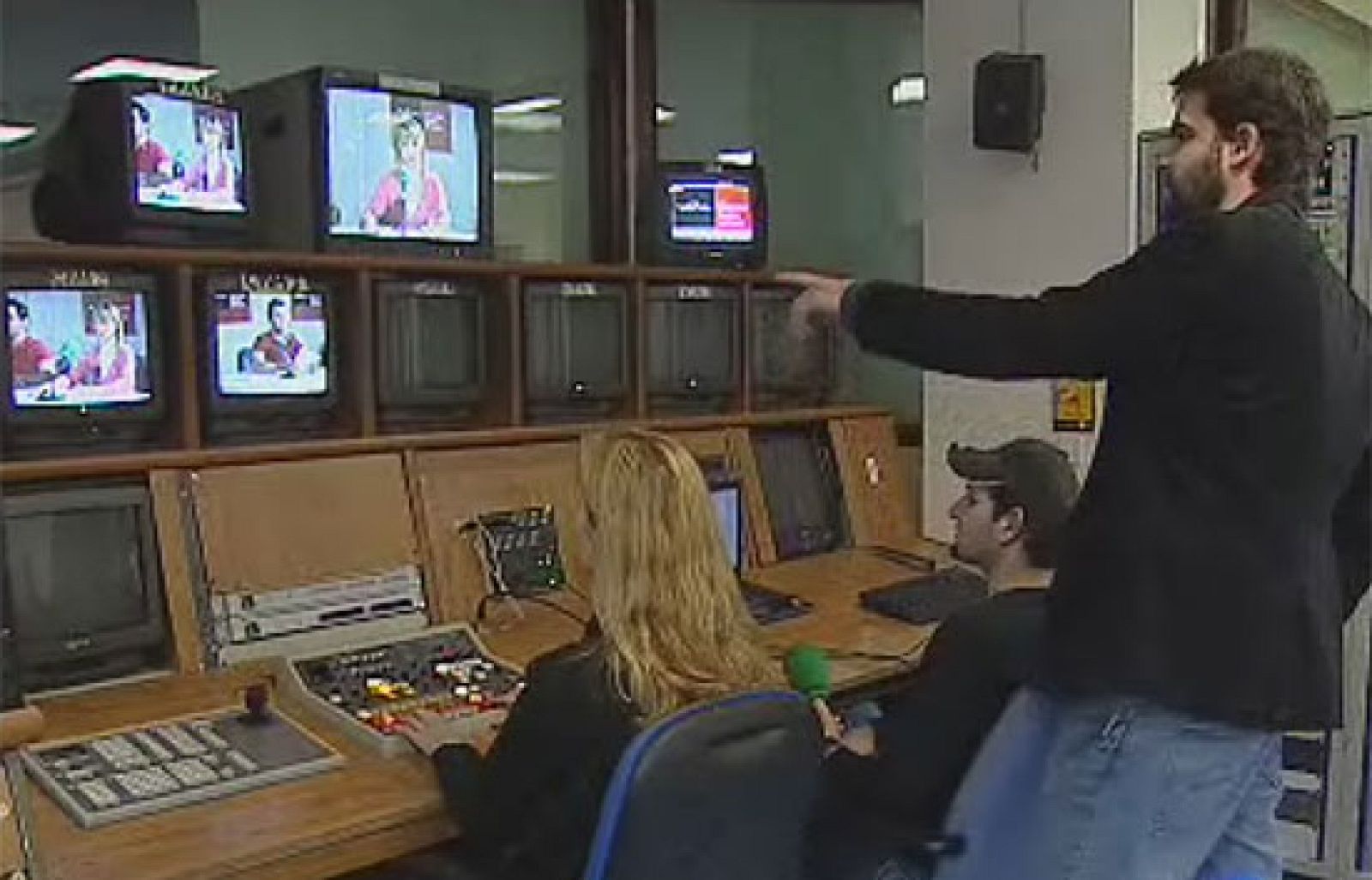 Sesenta y cinco títulos de grado y ciento veintiocho másters estén ya adaptados al plan de Bolonia | Ver