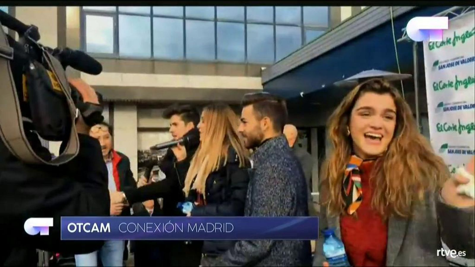 Operación Triunfo - Amaia, Agoney, Roi y Mireya se encuentran con los fans en Madrid durante la firma de discos