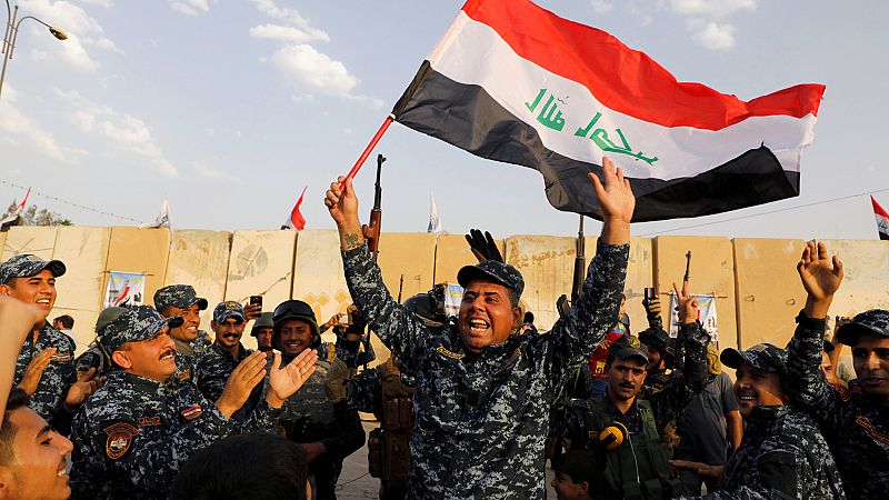 El primer ministro de Irak anuncia el fin de la guerra contra el Estado Islámico