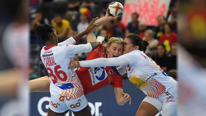 Campeonato del Mundo Femenino 1/8 Final: España-Noruega