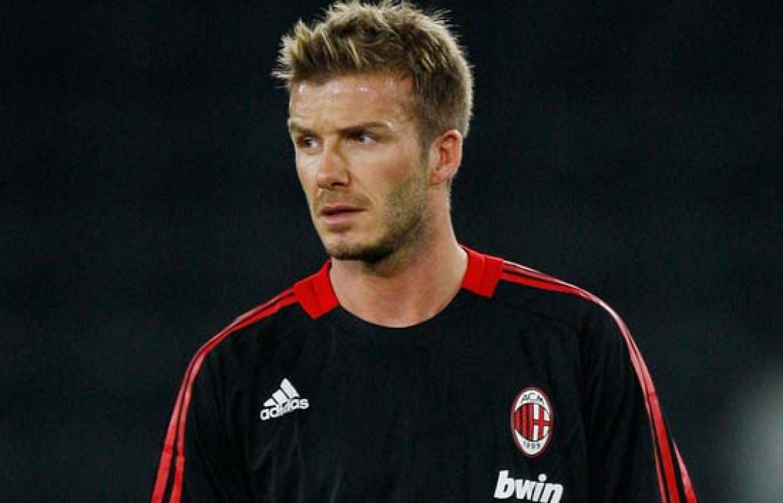 Beckham se queda en Milan | Ver