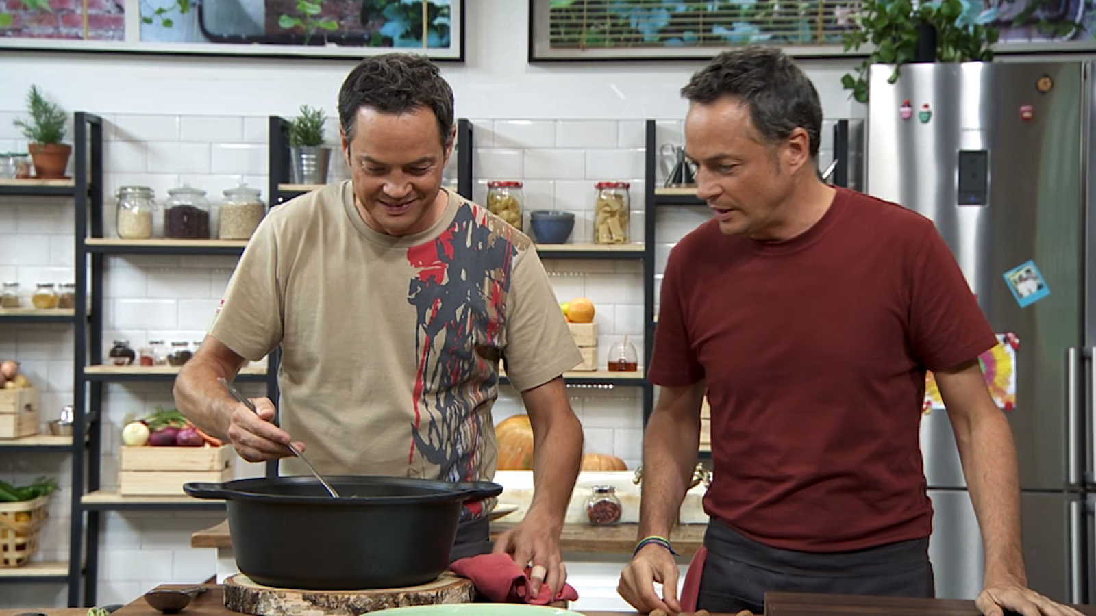 Torres en la cocina - Garbanzos con langostinos. Jarrete a la jardinera - ver ahora