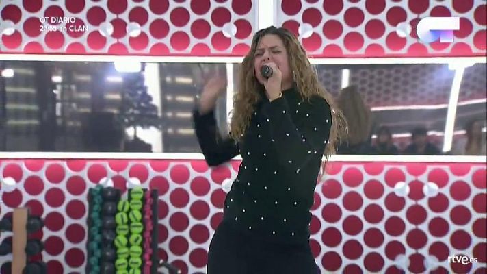 Miriam canta 'I wanna dance with somebody' en el primer pase