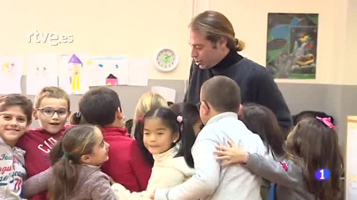  - Con su magia, Xuxo Ruiz aspira a convertirse en el mejor profesor del mundo