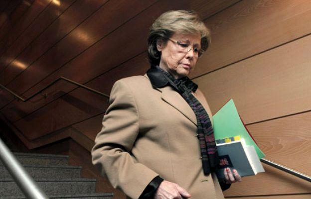 La 2 Noticias - Obligada a cerrar su 'twitter'