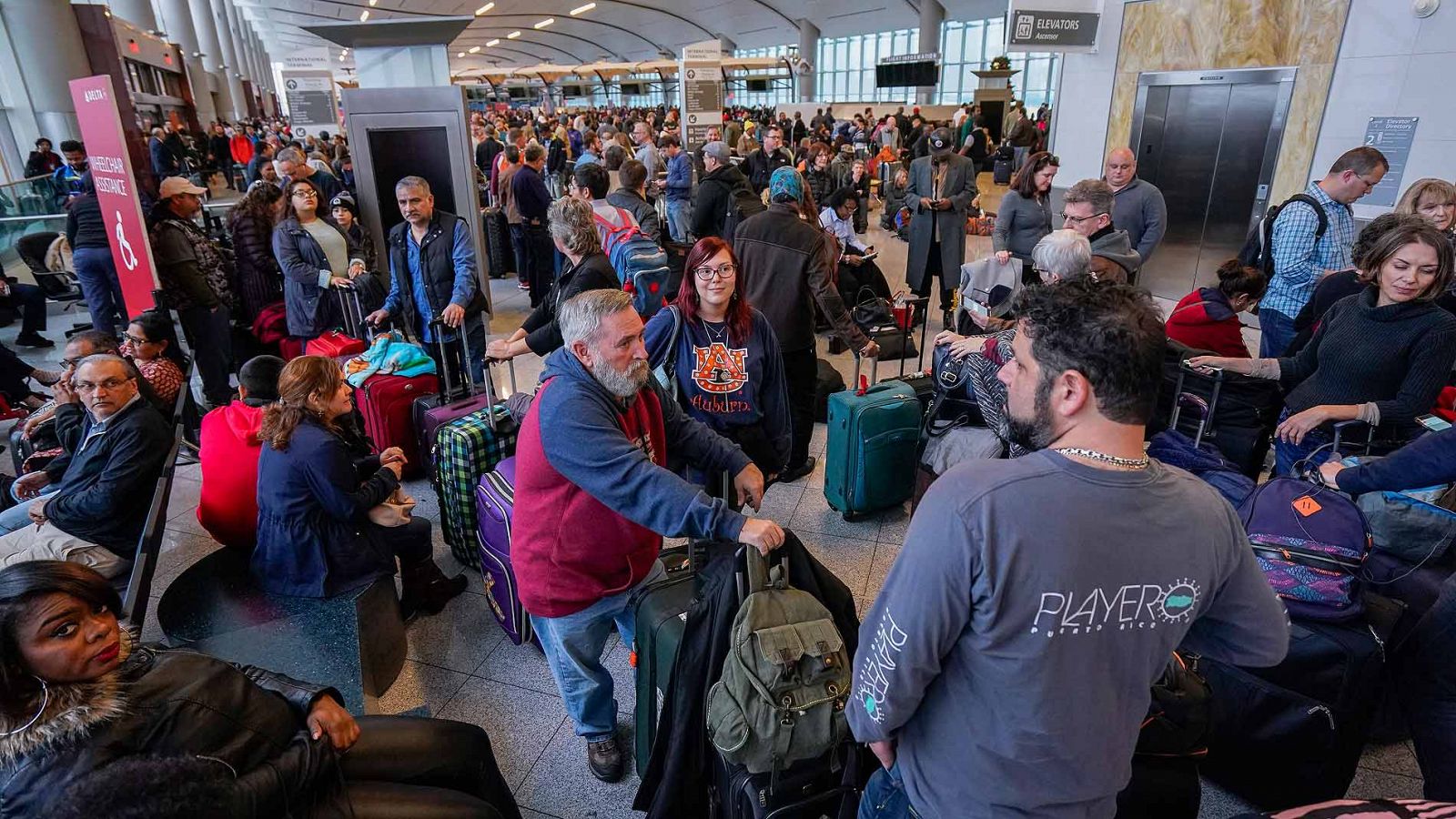 Más de 275.000 pasajeros afectados por un apagón en el aeropuerto de Atlanta