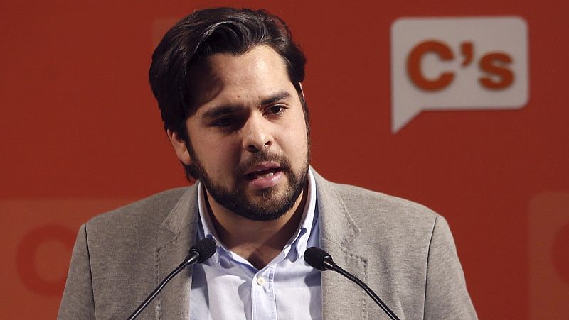 Fernando de Páramo (Ciudadanos): "El 'procés' es como un agujero negro que lo engulle todo"