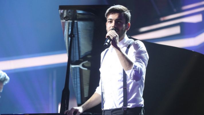 Agoney canta 'Je suis venu te dire" en la gala 8 de OT