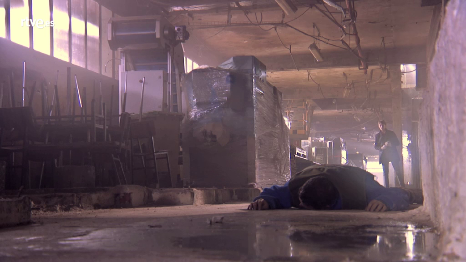 Servir y proteger - Sergio dispara a Rafalín