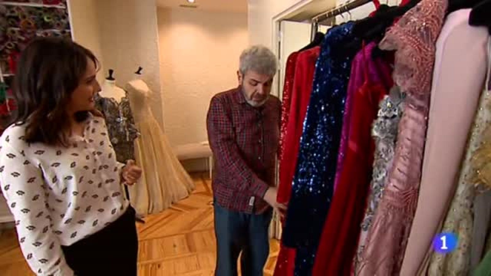 Lorenzo Caprile reivindica su oficio de modista tras 25 años en la brecha