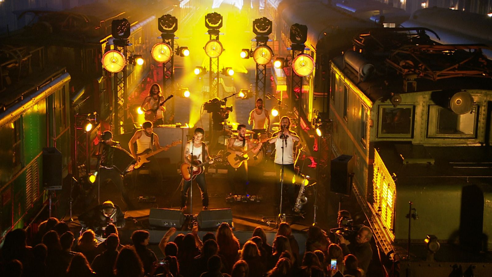 'Hay un fuego', una canción que "habla de lo que somos"