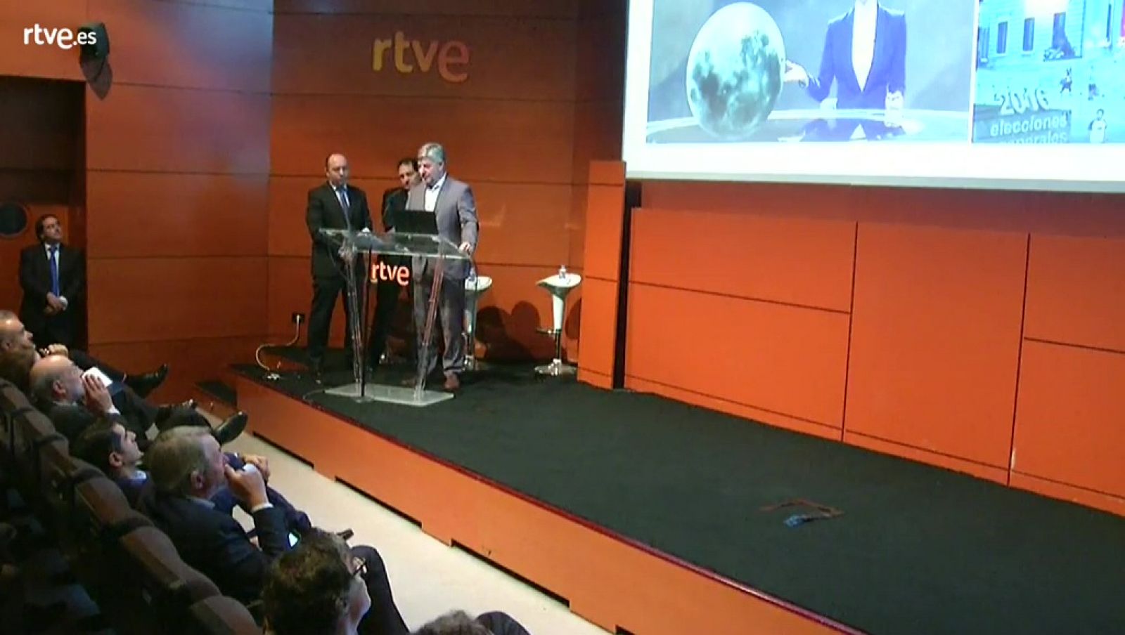 Sin programa: Vicente Gil Dávila, Jaume Asensio y Miguel Churruca | RTVE Play