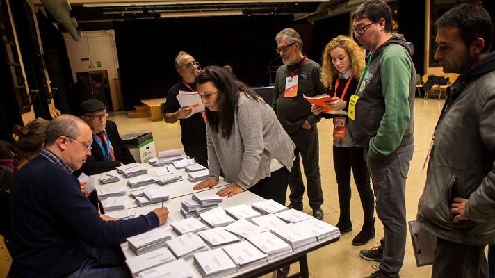 Telediario 1 - Telediario 2 en 4' - 21/12/17