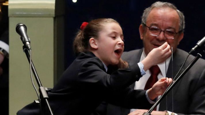 Telediario 1 - La pequeña estrella de la Lotería 2017: Aya