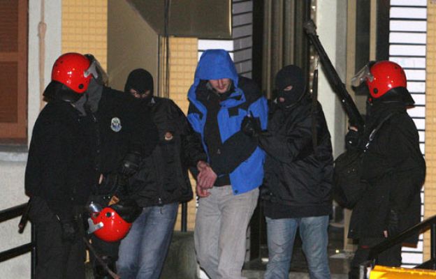  - La Ertzaintza registra el domicilio