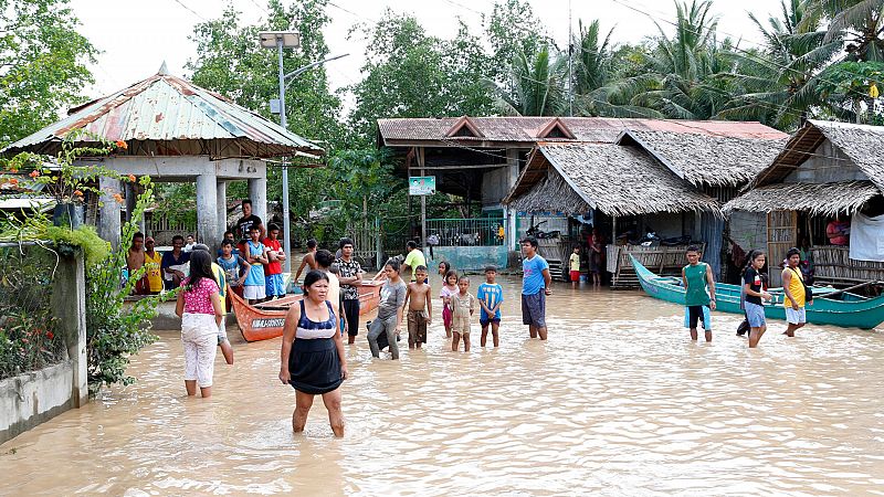 La tormenta Tembin deja más de un centenar de muertos en Filipinas