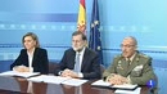 Telediario 1 - Rajoy se ha dirigido a los jefes de los contigentes destacados en el extranjero