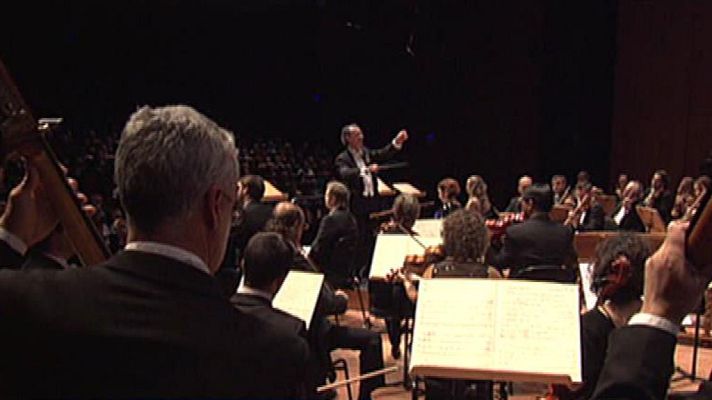 Telediario 1 - La Orquesta y Coro de RTVE inauguran la Navidad