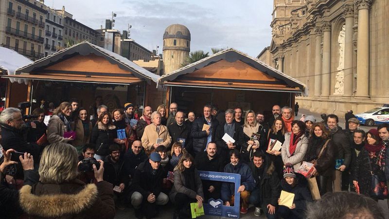 Zaragoza acoge la segunda edición de "Libros que importan", un amigo invisible literario