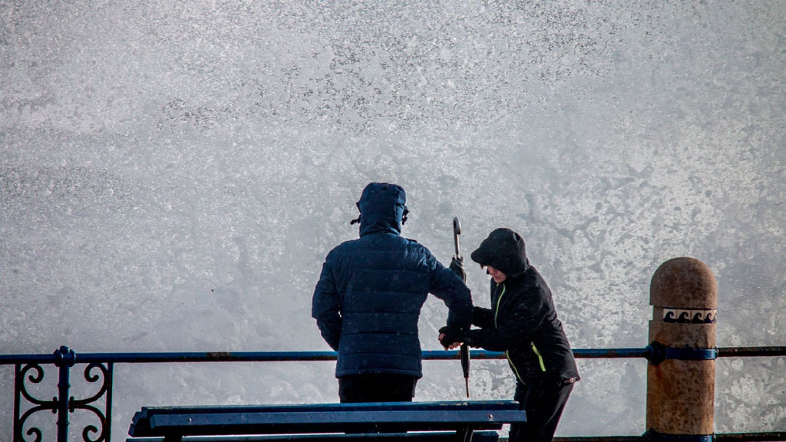 Telediario 2 en cuatro minutos - 27/12/17 - Ver ahora