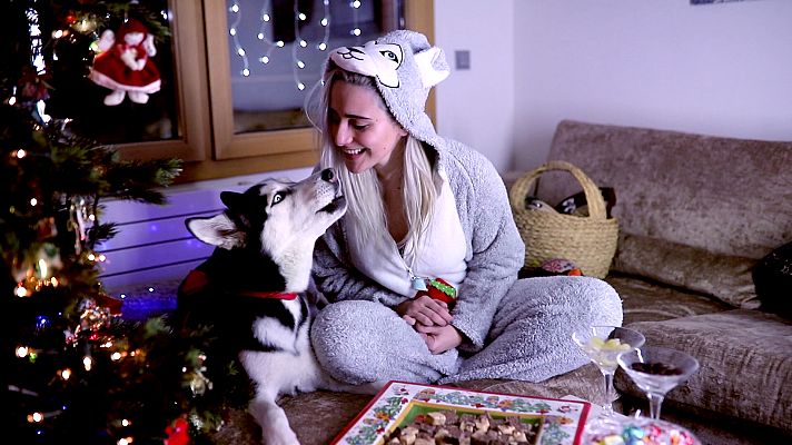 Campanadas 2018 - Bannanitas despide el año con Leika