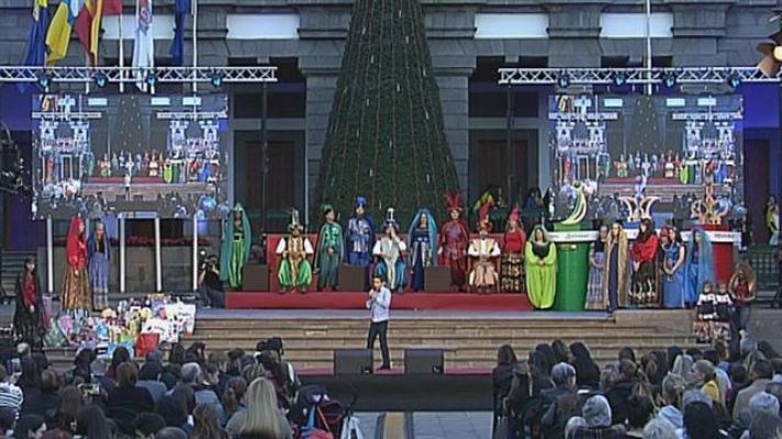 Recogida de juguetes Plaza Santa Ana, Las Palmas de Gran Canaria 2017