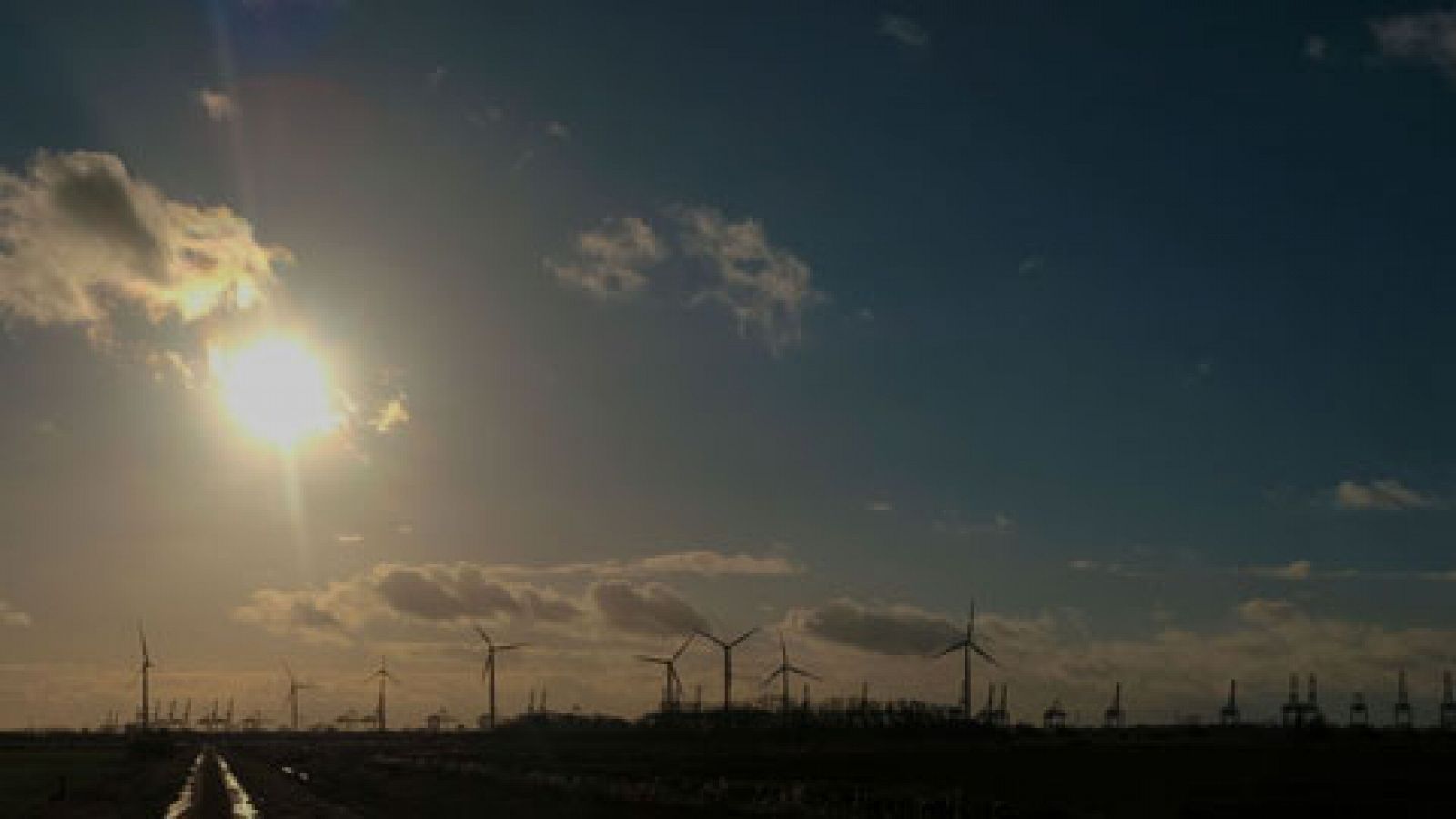 El tiempo: Temperaturas anormalmente altas en norte y este peninsular y Baleares | RTVE Play