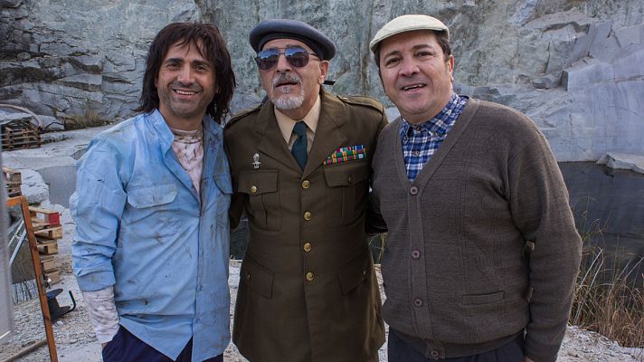 Especiales Nochevieja con Jos�� Mota - Comando Actualidad: 'El club de la hucha'