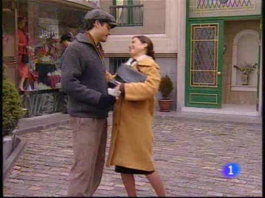 Amar en tiempos revueltos - El encontronazo entre Ana y Alfonso