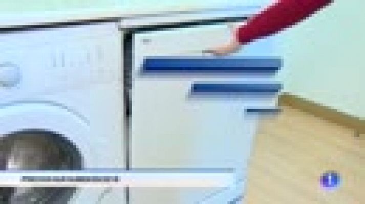 Telediario 1 - En 2018 suben el precio del gas y los carburantes, pero viajar en tren y avión será más barato