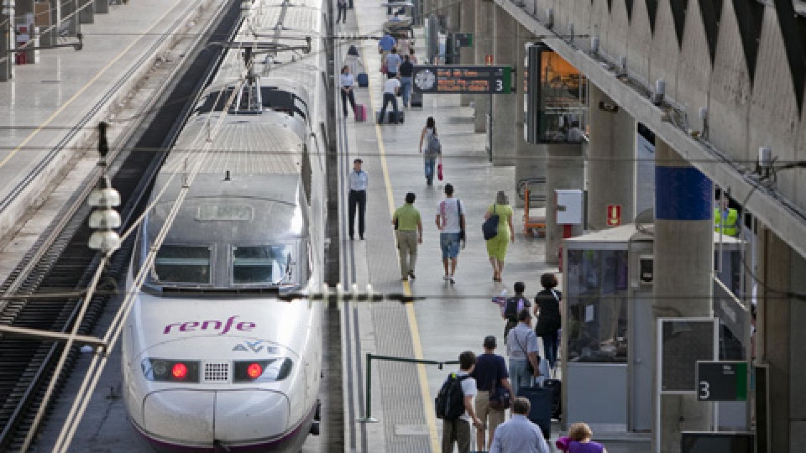 El AVE estrenará en 2018 500 kilómetros de vías en Granada, Burgos, Murcia y Lubián