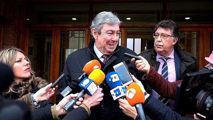 Telediario 1 - Dos menores muestran un vídeo grabado por la denunciante