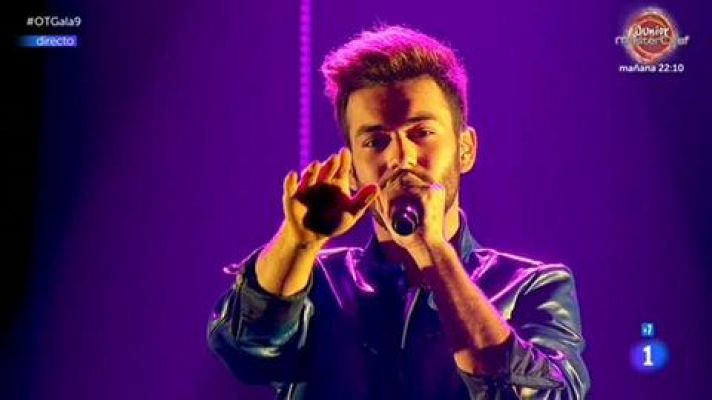 Agoney canta 'Without you' en la Gala 9 de OT