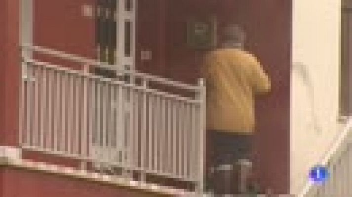 Telediario 1 - La familia y los vecinos de 'El Chicle', en Outeiro, buscan el regreso a la normalidad