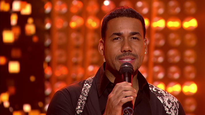 Romeo Santos canta 'Imitadora'