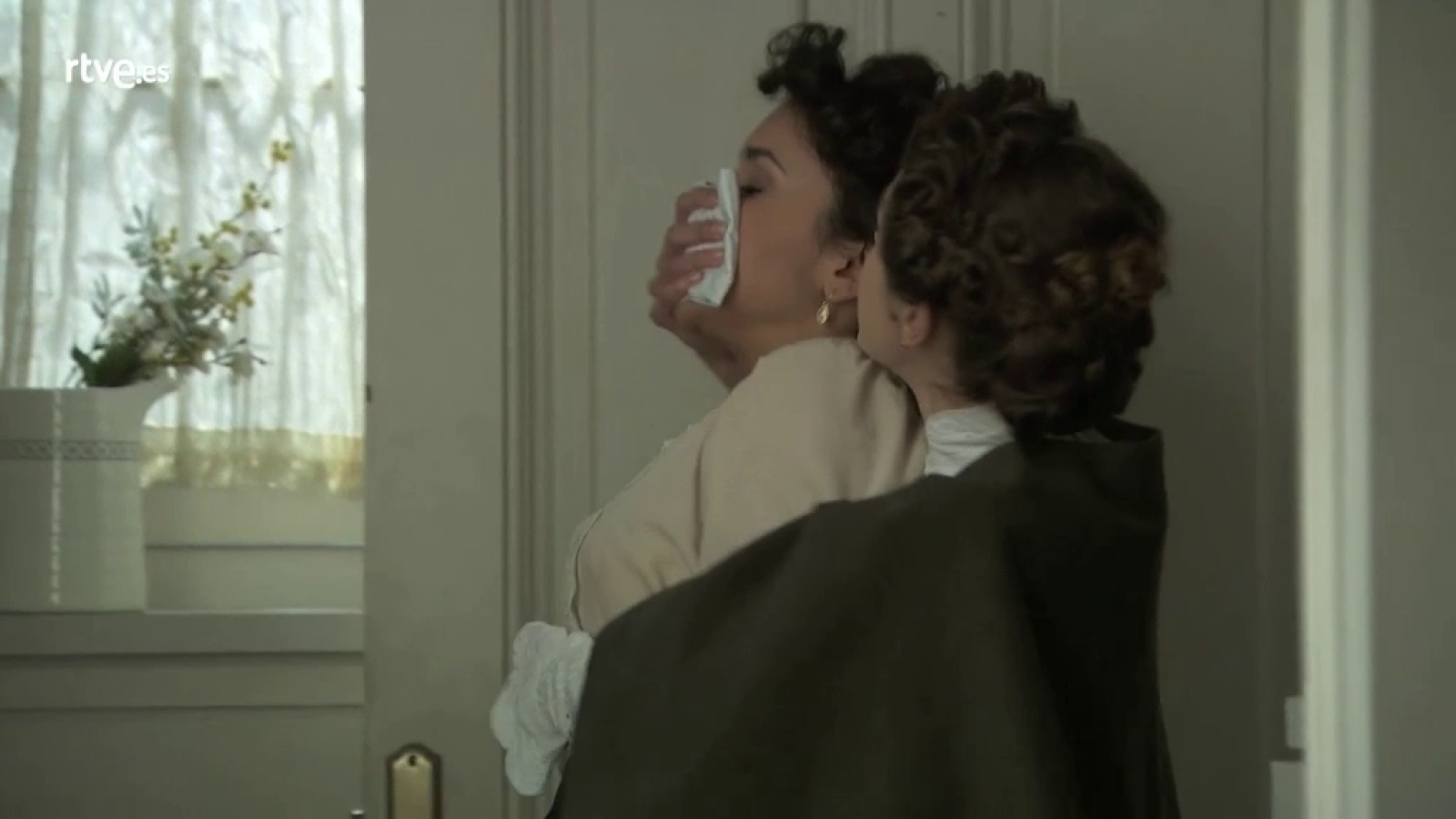 Acacias 38 - Olga secuestra a Blanca