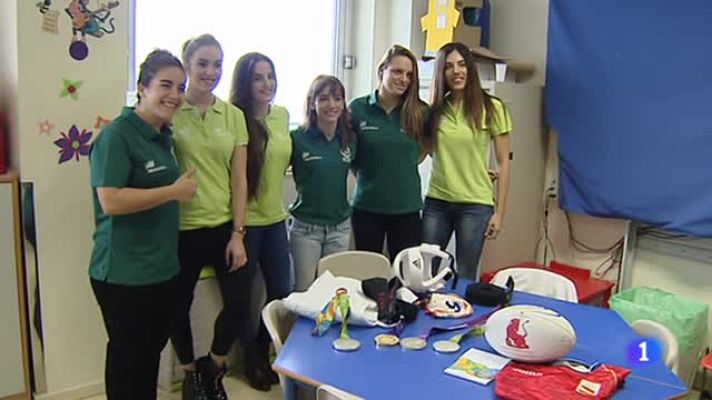 Telediario 1 - Medallas solidarias de nuestras campeonas
