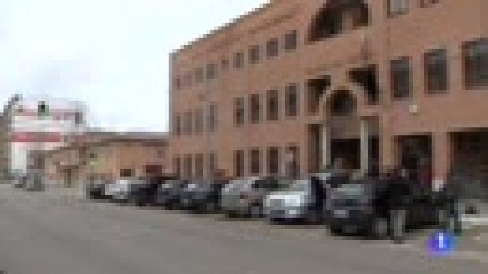 Telediario 1 - La menor que denunció abusos de tres jugadores de la Arandina declara que había otro chico en la casa