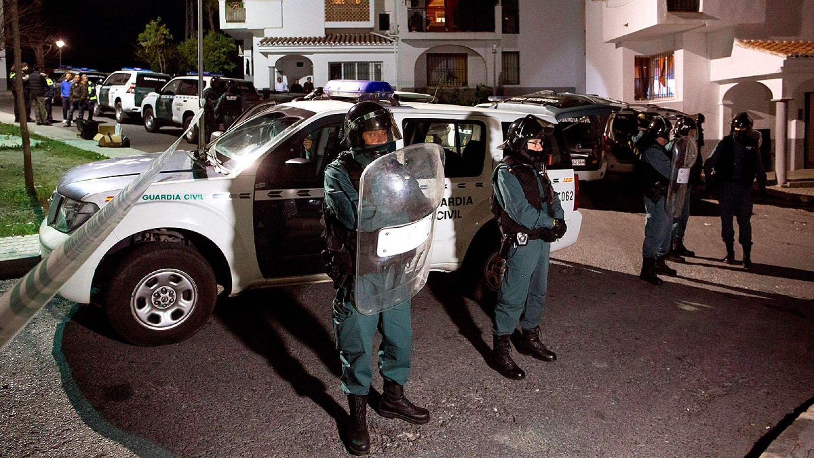 Sin programa: La Guardia Civil mantendrá el operativo de seguridad para evitar más enfrentamientos en Coín | RTVE Play