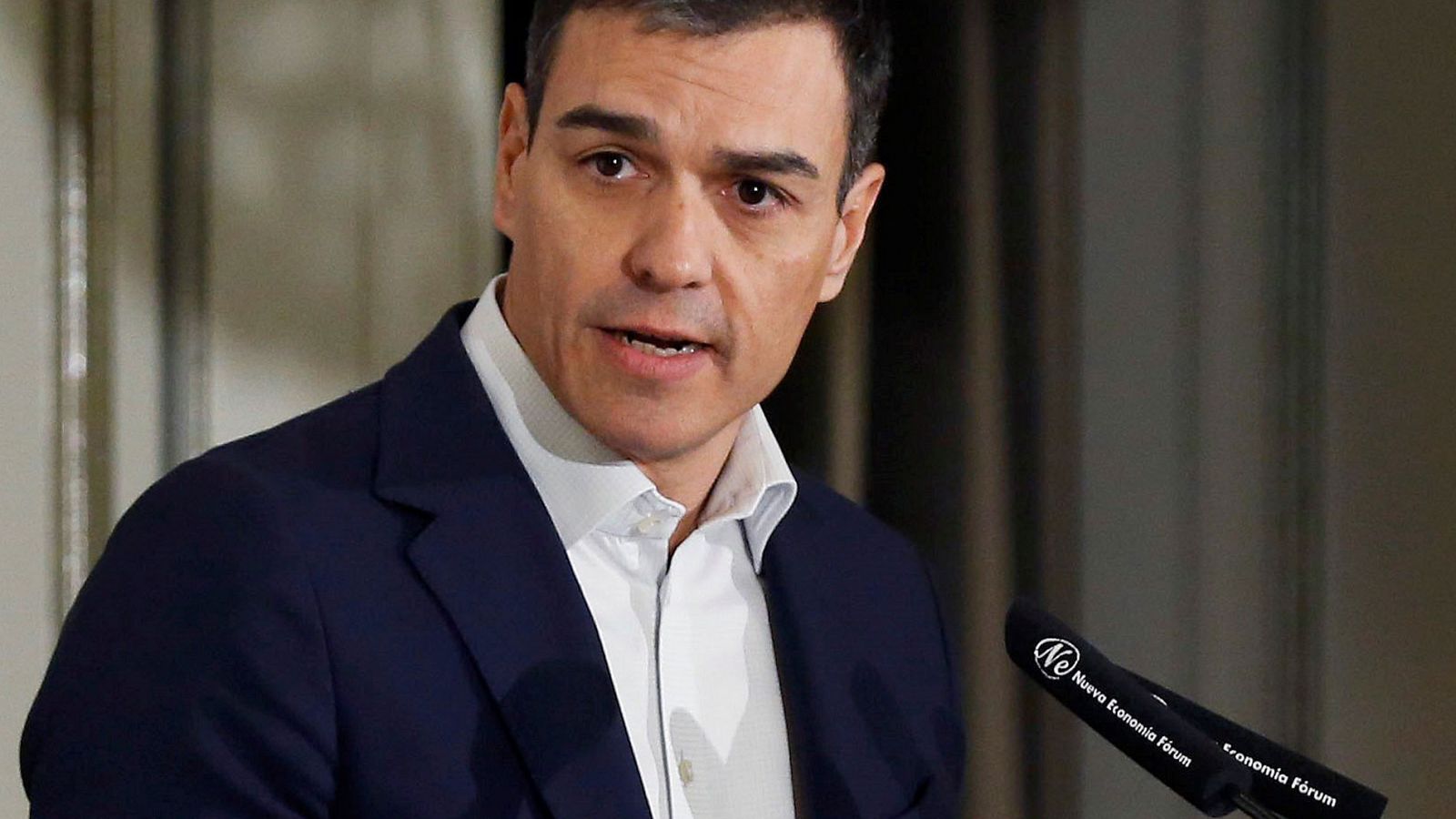 Pedro Sánchez propone sostener el sistema público de pensiones con dos impuestos a la actividad bancaria