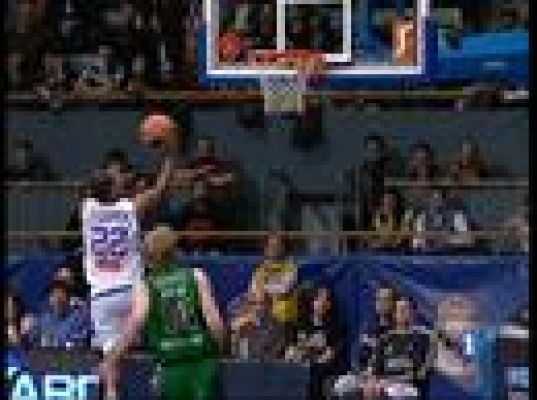 El Real Madrid gana al DKV 100-88