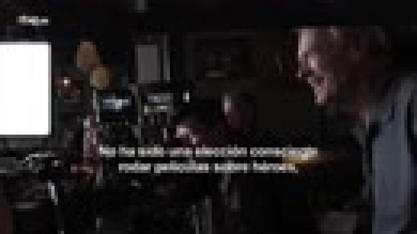 Clint Eastwood filma a héroes reales en '15:17 Tren a París' | Ver