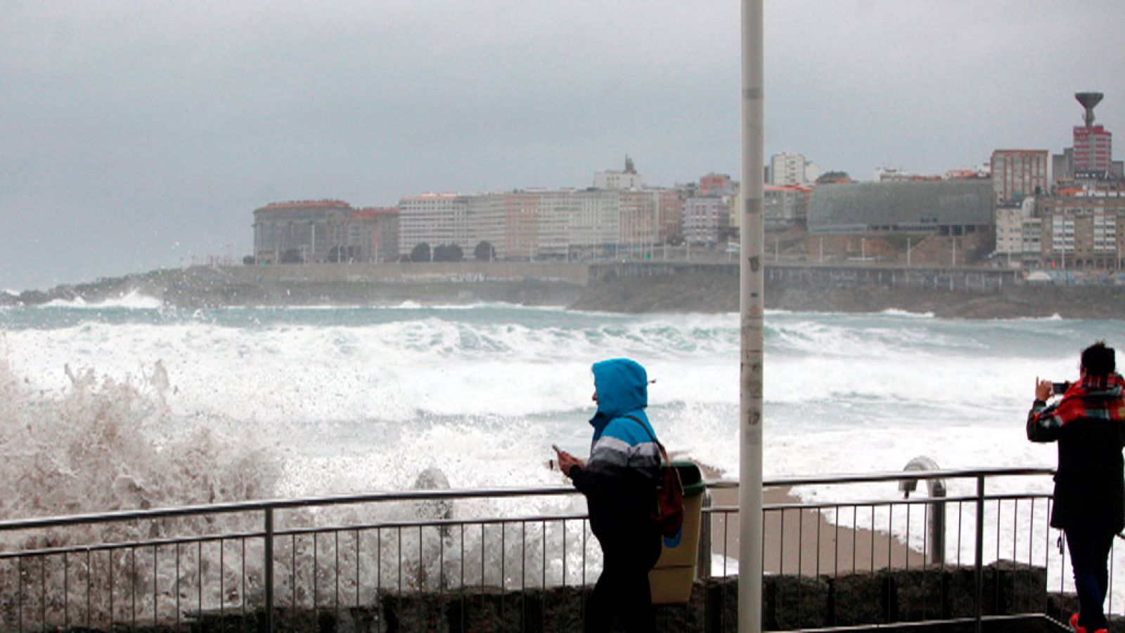 Lluvias fuertes en el Cantábrico y nieve en el centro y el norte