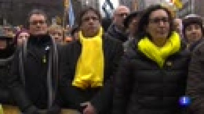 Telediario 1 - JuntsxCat y ERC pactan la Mesa del Parlament y estudian cómo investir a Puigdemont