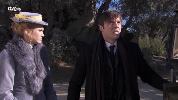 Acacias 38 - Simón y Elvira dejan Acacias para vivir su amor