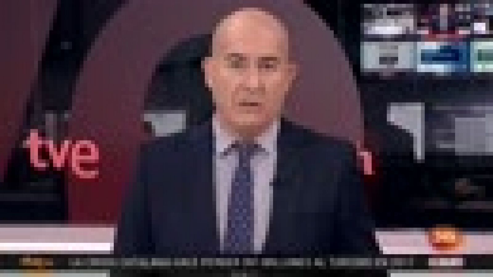 Los Bomberos rescatan a varios automovilistas atrapados en balsas de agua en Bizkaia | Ver