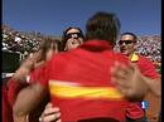  - Nadal le da la victoria a España