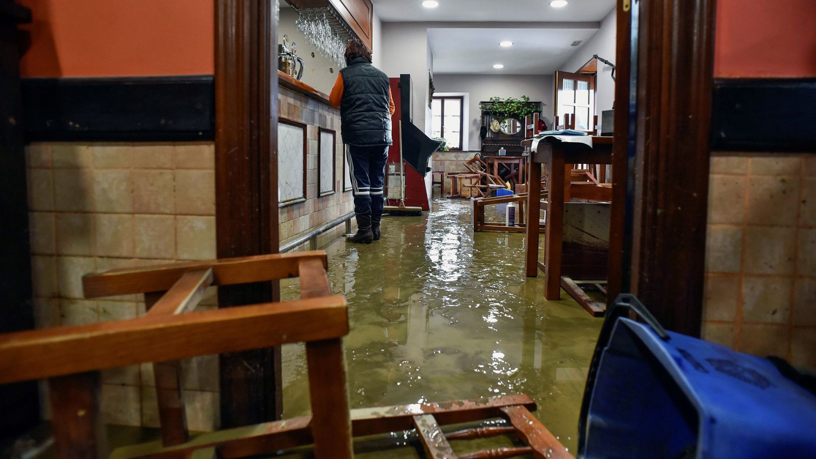 Las fuertes lluvias provocan inundaciones en Bizkaia
