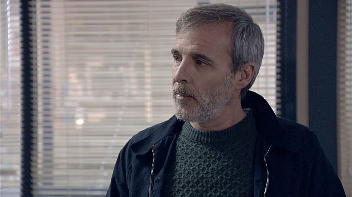 Servir y proteger - Elías puede ser suspendido