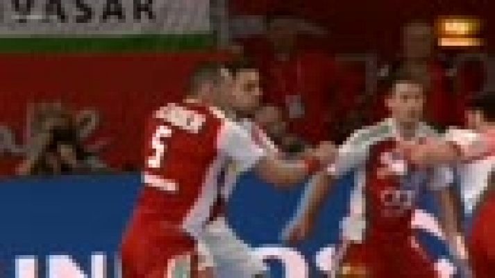  - España gana a hungría en un partido muy trabado (25-27)